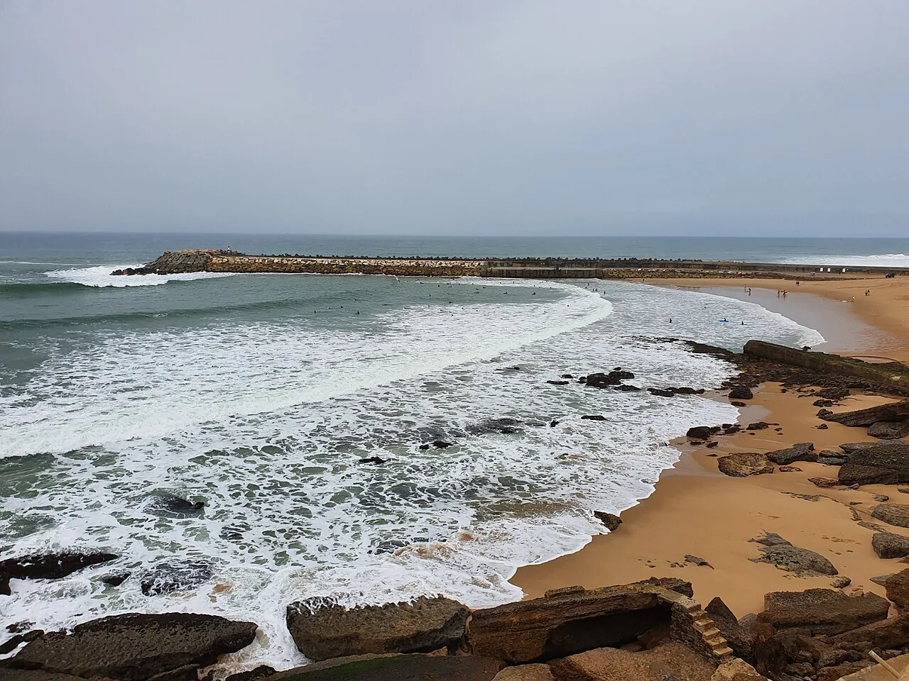 Praia dos Pescadores, Ericeira — echte Gebietsaufnahme, keine Lagerunterkunft